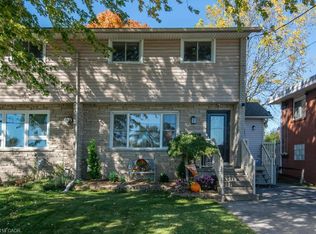 169 Schweitzer St, Kitchener, ON N2K1C3