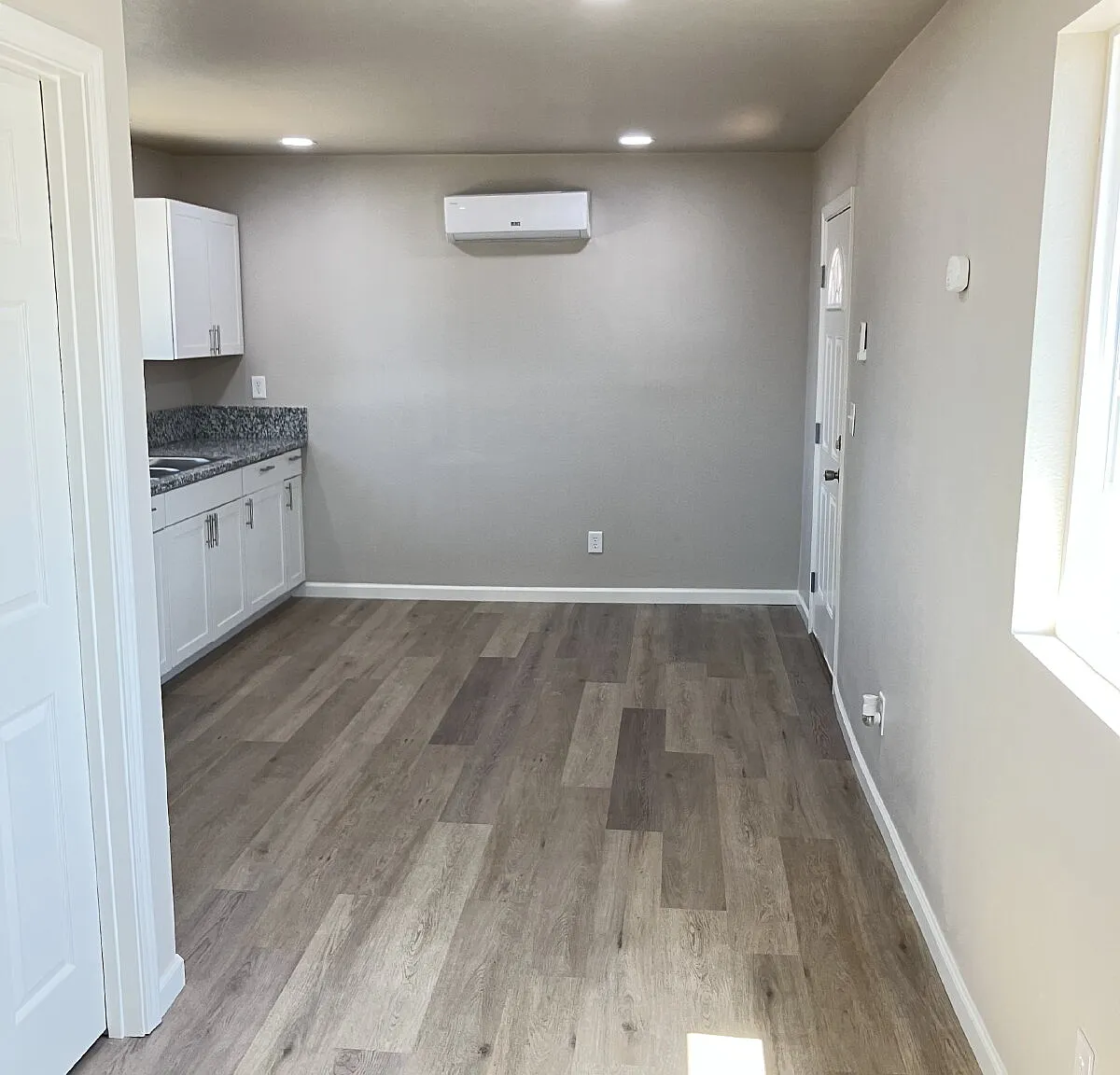 1 bed, 1.0 bath, $1,095 — Photo 4