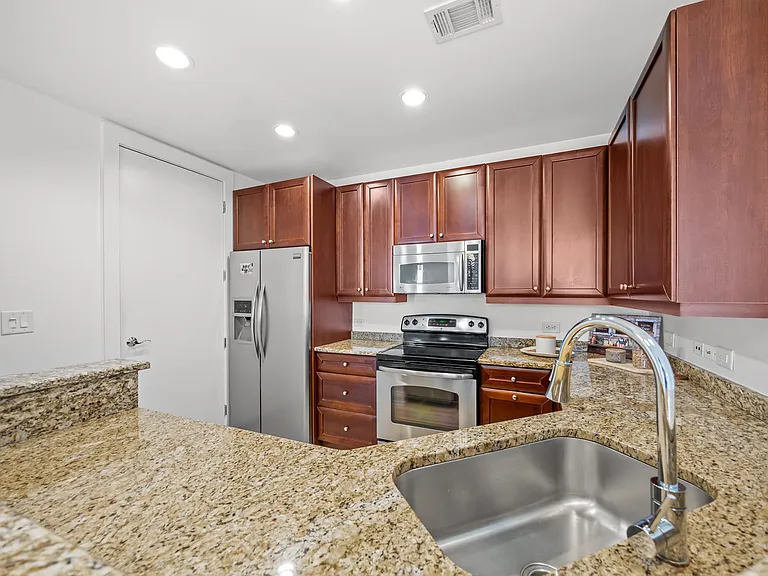 618 N Boylan Ave #702 — Photo 10