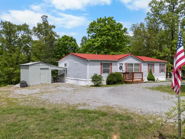 1401 Sam Downs Rd, Cadiz, KY 42211