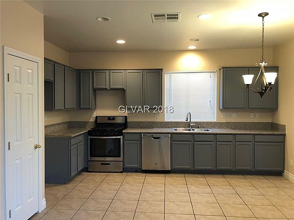 2nd image of 10931 Newcastle Hills St