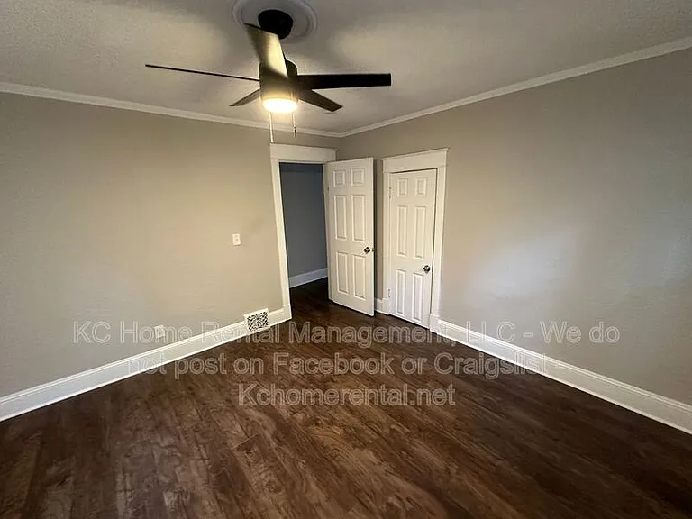 3016 E 32nd St — Photo 19