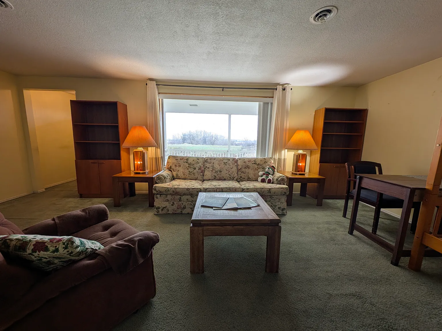 4 bed, 1806 sqft, $800 — Photo 1