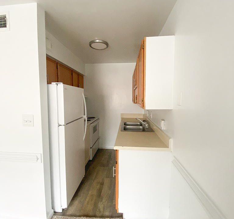 1st image of 301 Kass Ct APT 12L