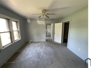 426 N 4th St, Rockford, IL