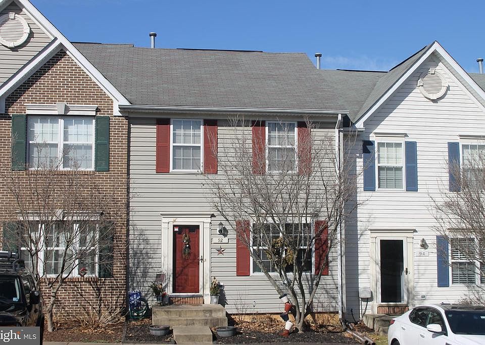1st image of 92 Dorset Ln