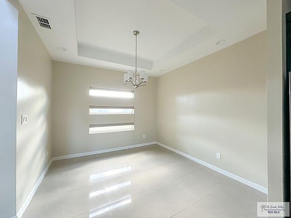 3rd image of 7504 Florida Pine St