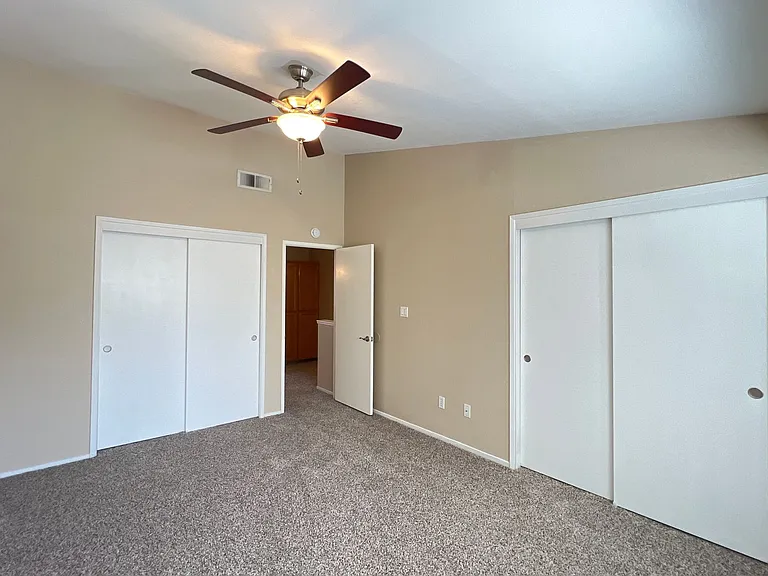 2600 Brookside Dr #20 — Photo 11