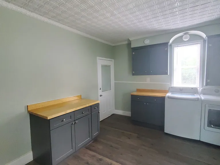 750 Bleecker St #2-R — Photo 8