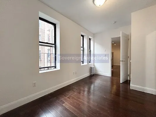 Rented by Sovereign Associates | media 10
