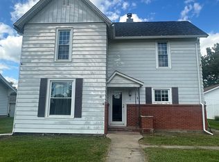 104 SE 2nd St, Morning Sun, IA 52640