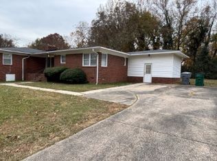 5801 Mallard Dr, Charlotte, NC 28227