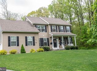 125 Jamie Ln, Coatesville, PA 19320