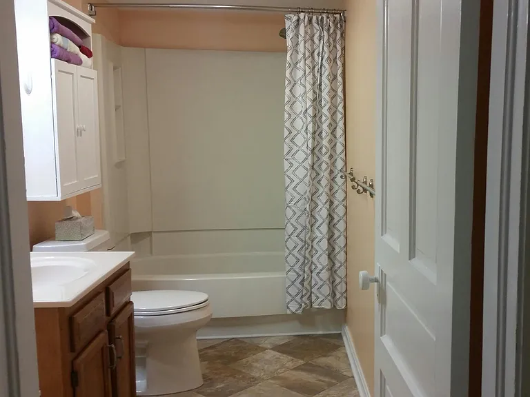 2 E Main St #2 — Photo 7