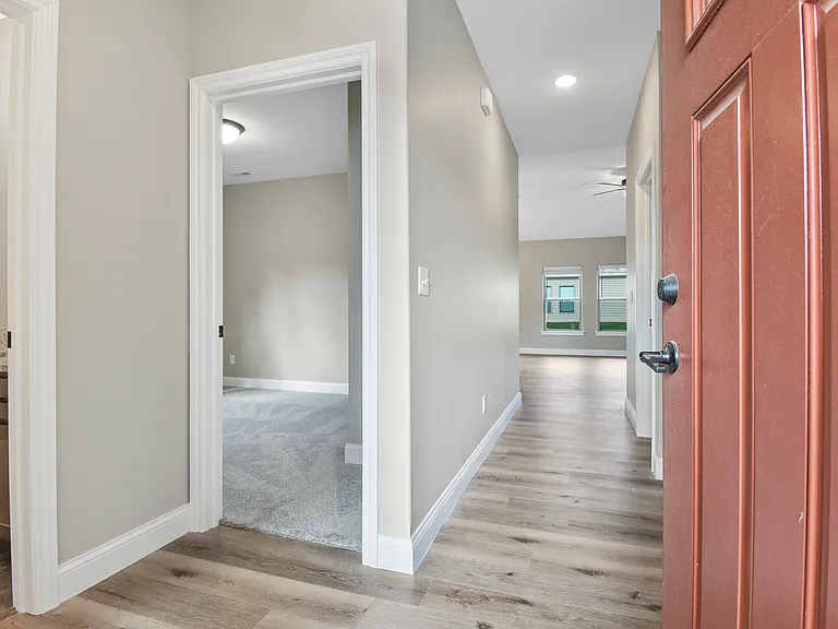 1608B Delane Dr #B — Photo 3