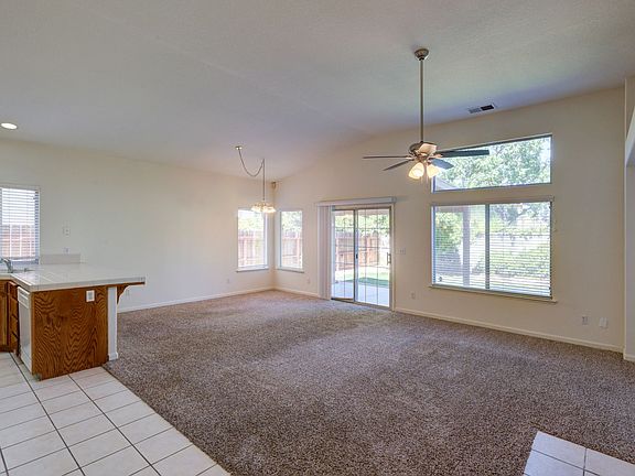 3rd image of 9326 N Jade Ave