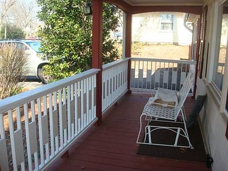 3rd image of 2805 Farris Ln