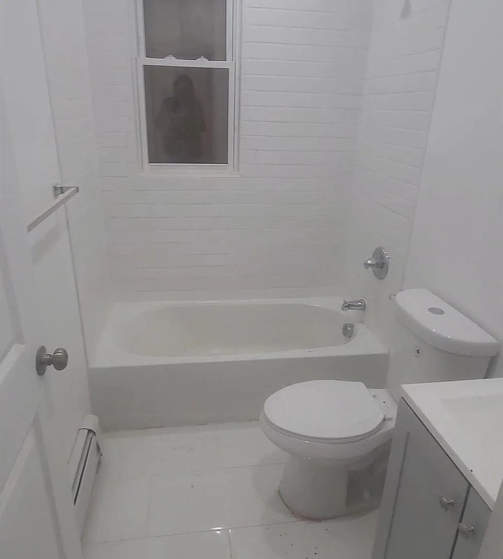 3 bed, 1.0 bath, $1,995 — Photo 2