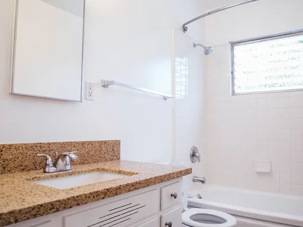 All Storage Southside, LTD, 1031-1037 N Ogden Dr #1031-06, Los Angeles, CA 90046