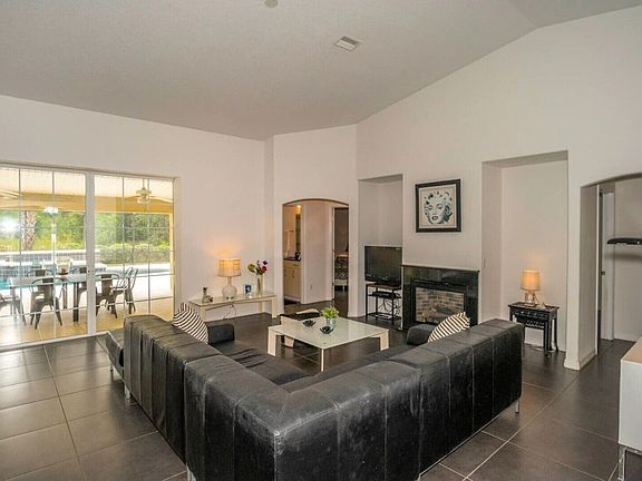 4th image of 4244 E Bennett St