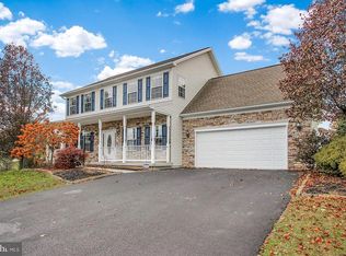 11421 Ridge Crest Dr, Waynesboro, PA 17268