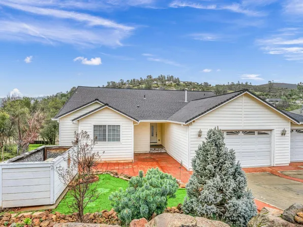 17503 Deer Hill Road, Hidden Valley Lake, CA 95467