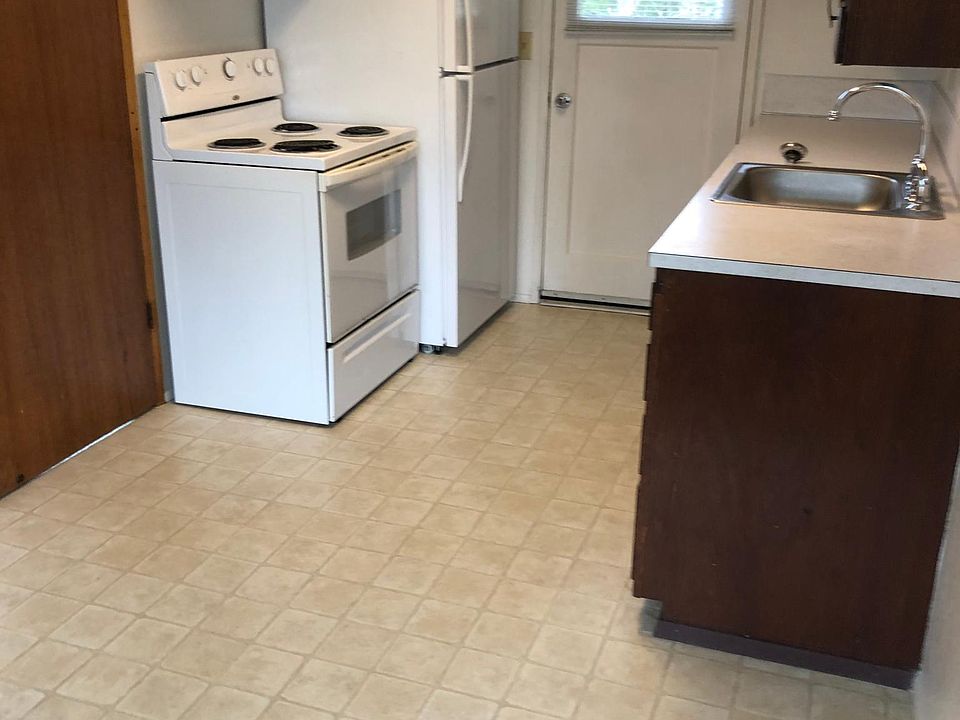 1st image of 13211 50th Ave E #7