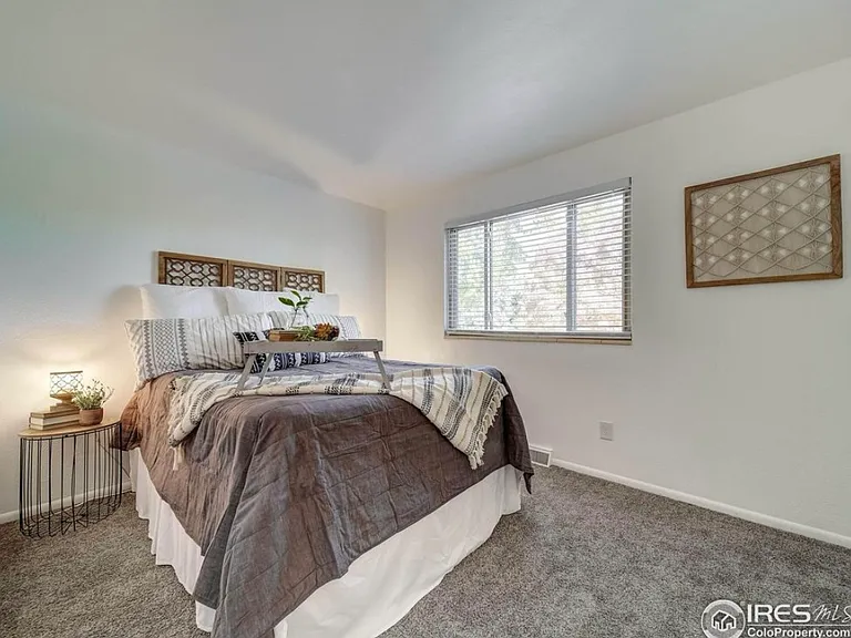 8301 Chase Dr — Photo 15