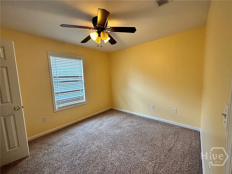 285 Tall Pine Ln — Photo 5