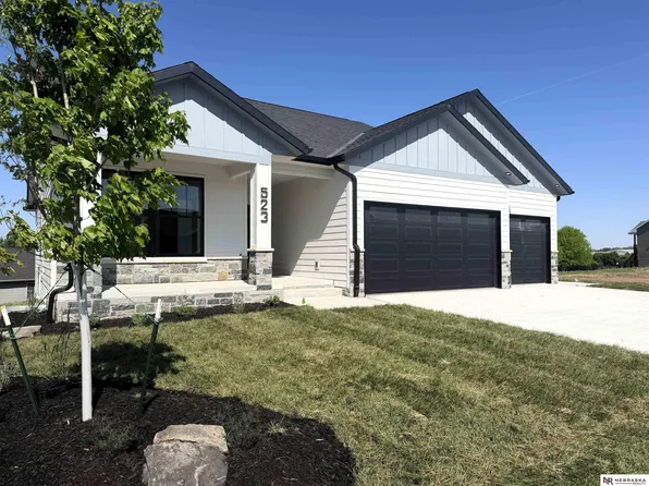 523 Woodsage Rd, Seward, NE 68434