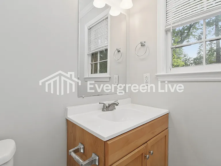 2129 Mary Hill Dr — Photo 14