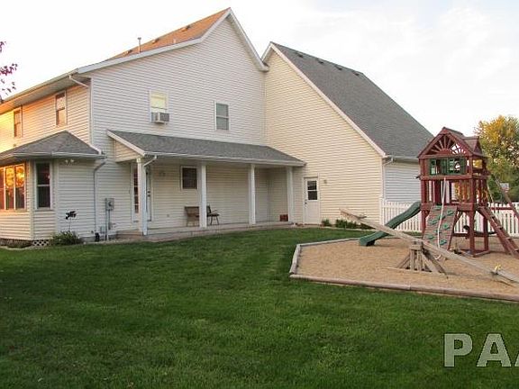 3rd image of 337 N Phil Gould Dr