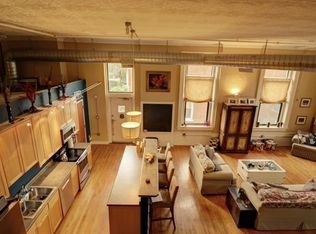 120 S 15th St APT 204, Pittsburgh, PA