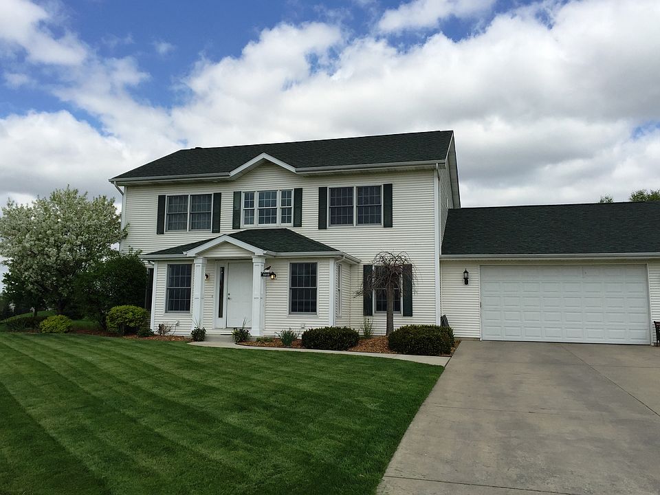1st image of 9386 Highland Green Dr