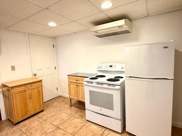 13 Bowdoin Rd #1 — Photo 6