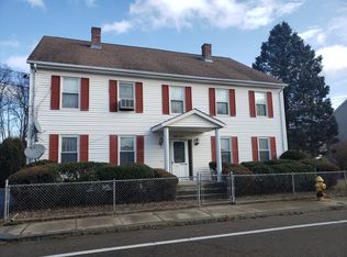 87 Main St, Lincoln, RI 02838