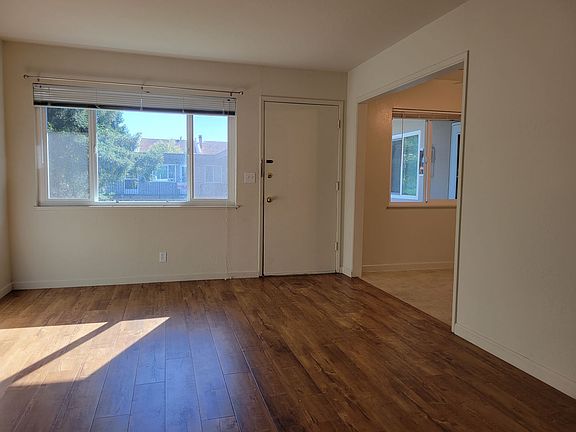 3rd image of 1230 Pedro St APT 15