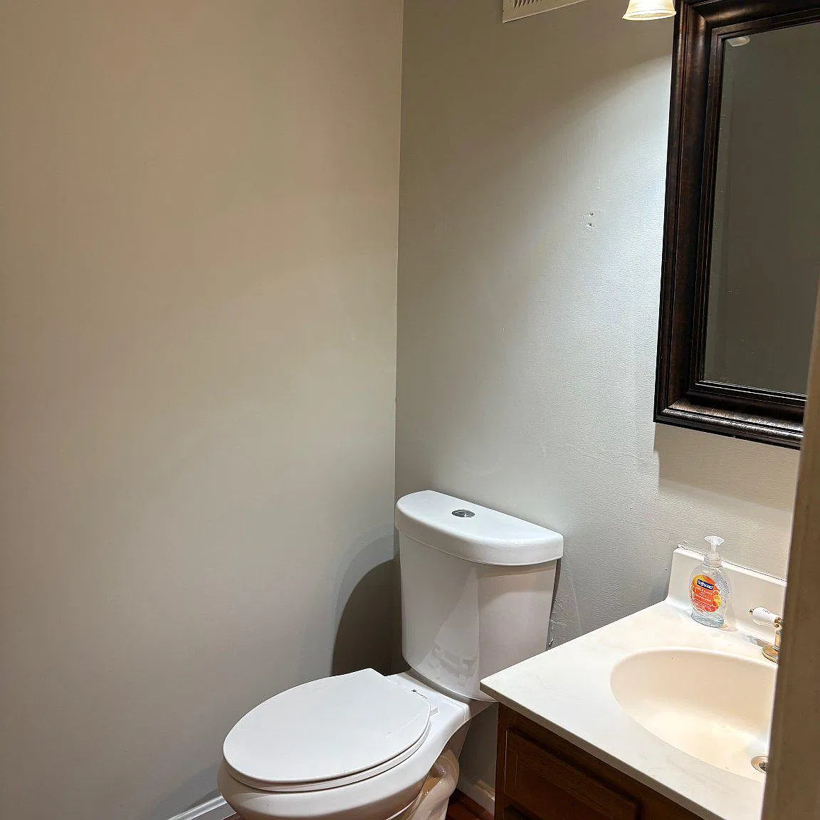 4 bed, 3.5 bath, 3200 sqft, $3,800 — Photo 4