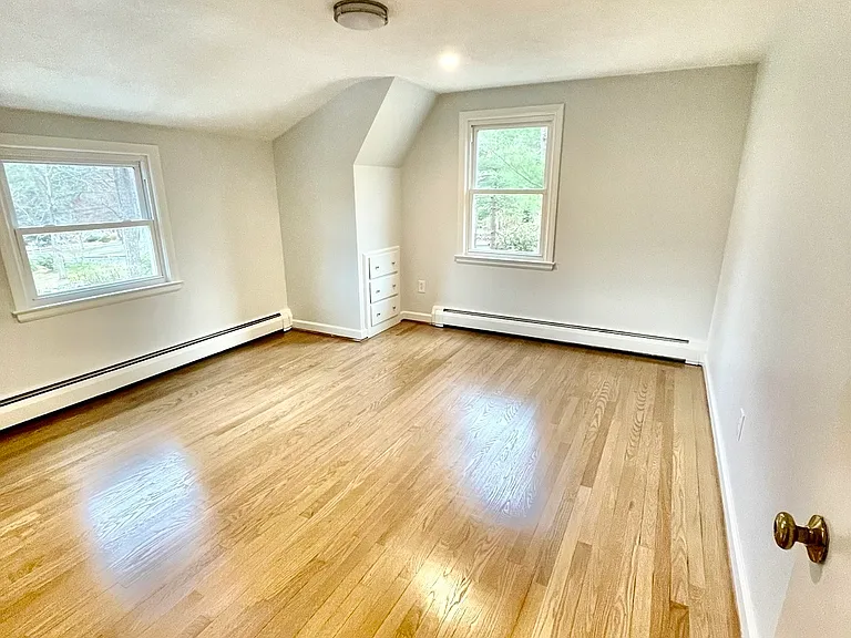661 Chestnut Hill Rd — Photo 13