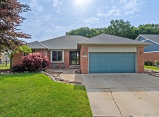 49446 Monte Rd, Chesterfield, MI 48047