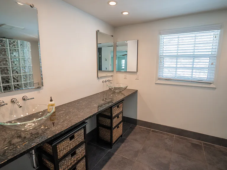 4819 W San Miguel St — Photo 67