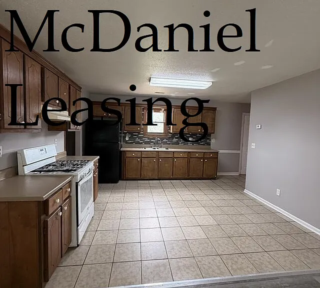 113 Johnson Rd — Photo 1