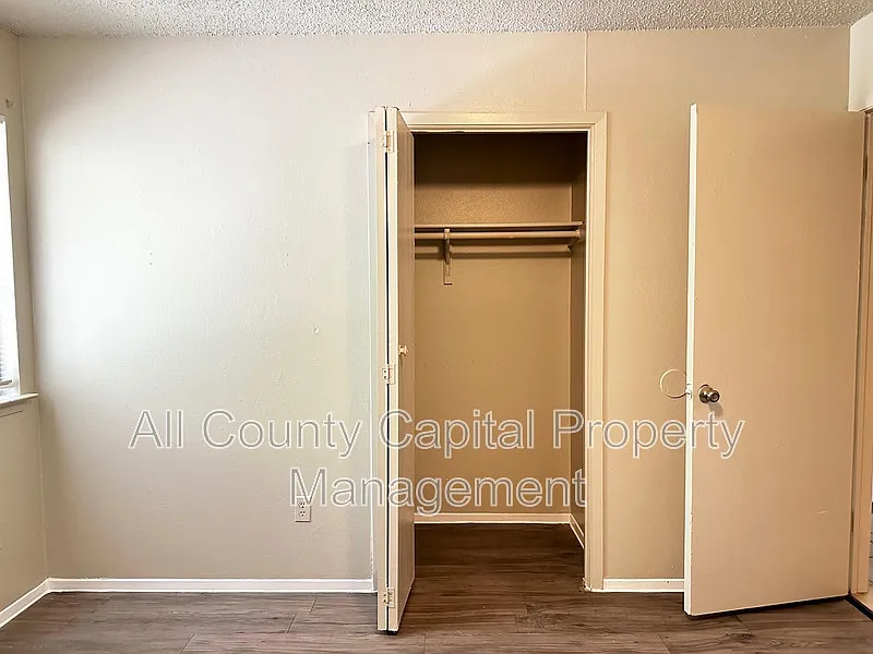 2 bed, 1.0 bath, 800 sqft, $1,495 — Photo 4