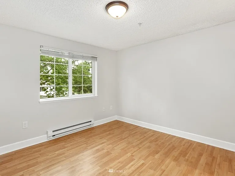 10824 SE 170th St #A201 — Photo 11