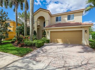 1092 Lavender Cir, Weston, FL 33327