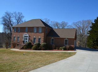 1311 Equestrian Ridge Cir, Forest, VA 24551