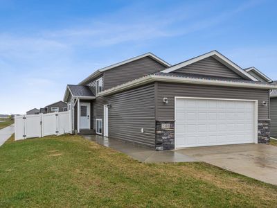 2103 Admiral Dr W, West Fargo, ND, 58078