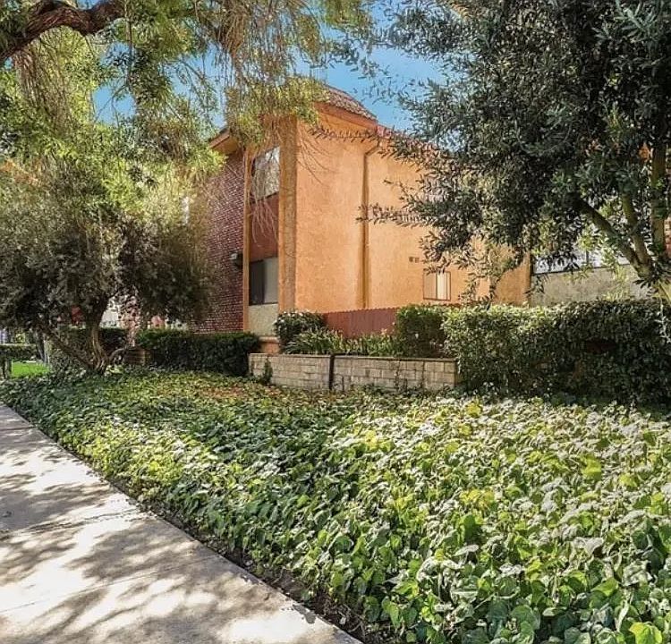 1st image of 21900 Roscoe Blvd Unit 6