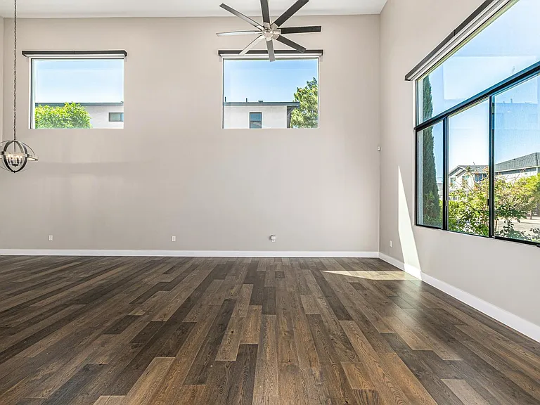 3821 E Devonshire Ave — Photo 30