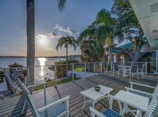 320 Lake Dora Rd, Mount Dora, FL 32757